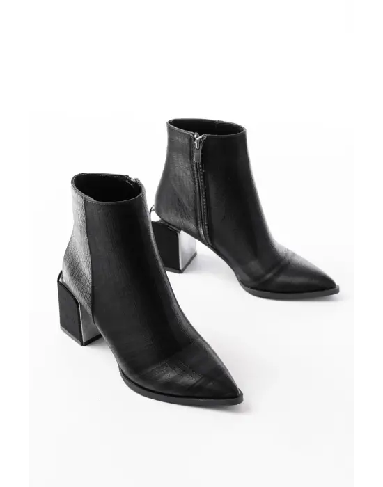 Siyah Fermuarlı Topuklu Kadın Günlük Bot