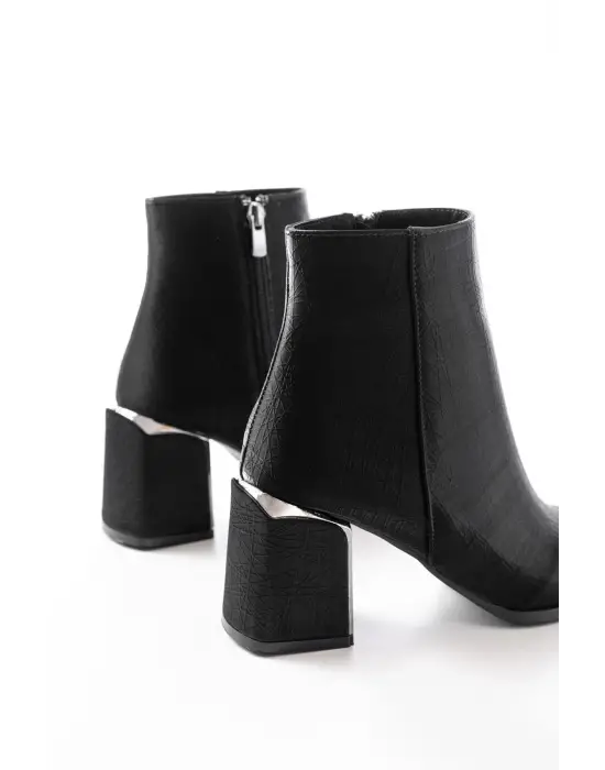 Siyah Fermuarlı Topuklu Kadın Günlük Bot