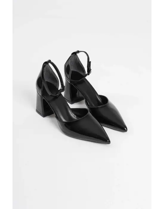 Doren Siyah Rugan Kadın Topuklu Ayakkabı