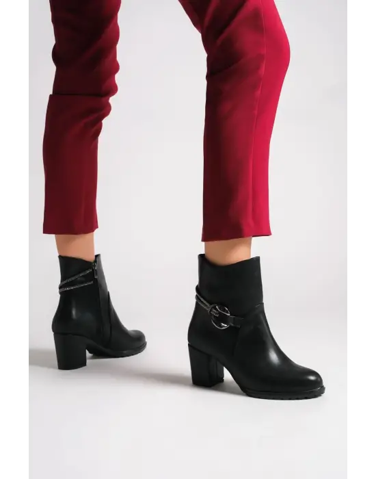 Edna Fermuarlı Ortopedik Taban Taşlı Topuklu Kadın Bot St - Siyah