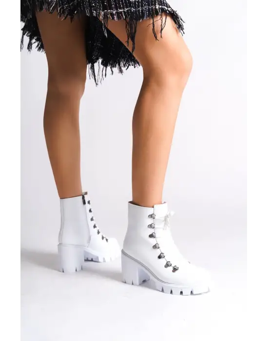 Emma Bağcıklı Fermuarlı Ortopedik Taban Topuklukadın Bot Bt - Beyaz