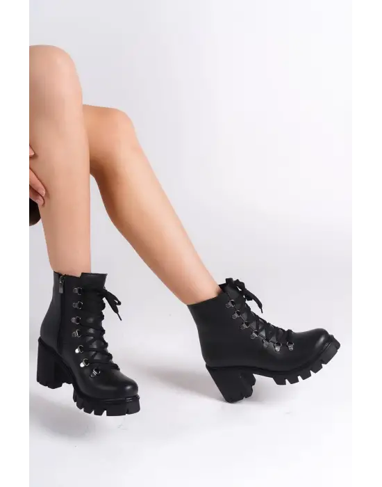 Emma Bağcıklı Fermuarlı Ortopedik Taban Topuklukadın Bot  St - Siyah
