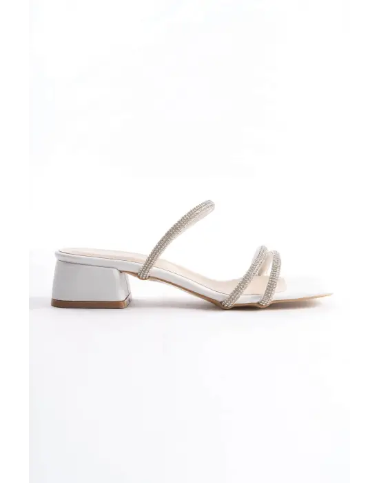 Emma Kadın Kalın Topuklu Beyaz Terlik