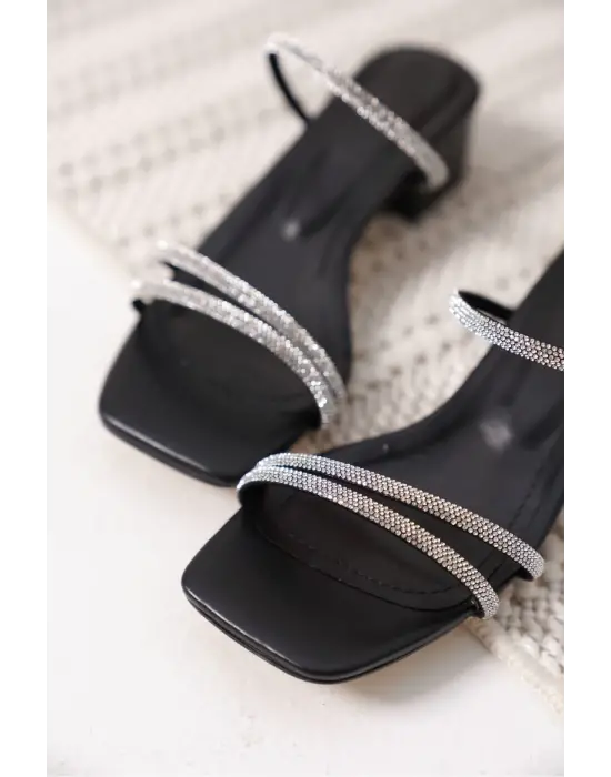 Emma Kadın Kalın Topuklu Siyah Terlik