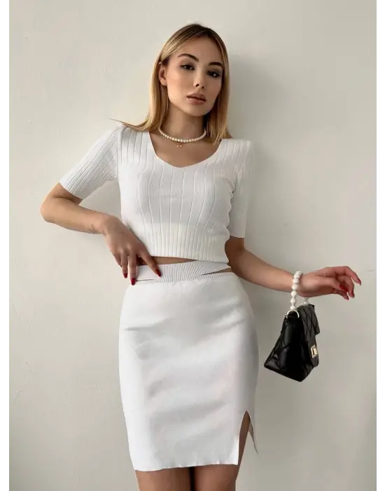 Etekli Triko Takım Beyaz T23107