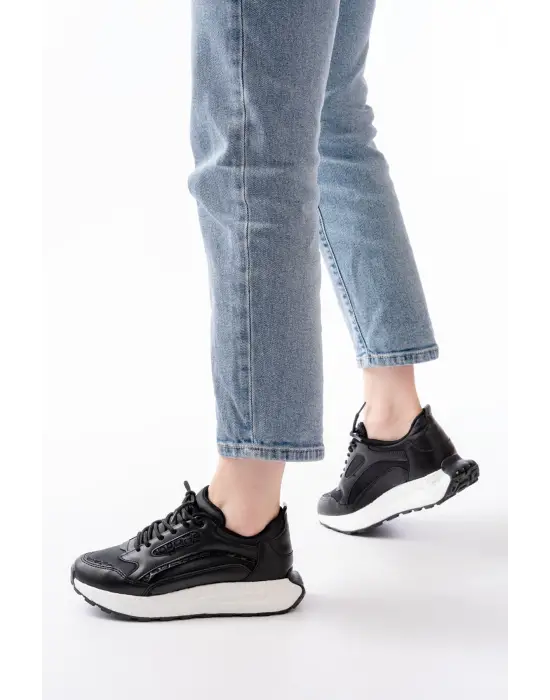 F-307 Siyah Bağcıklı Saten Taş Aksesuarlı Günlük Spor Ayakkabı