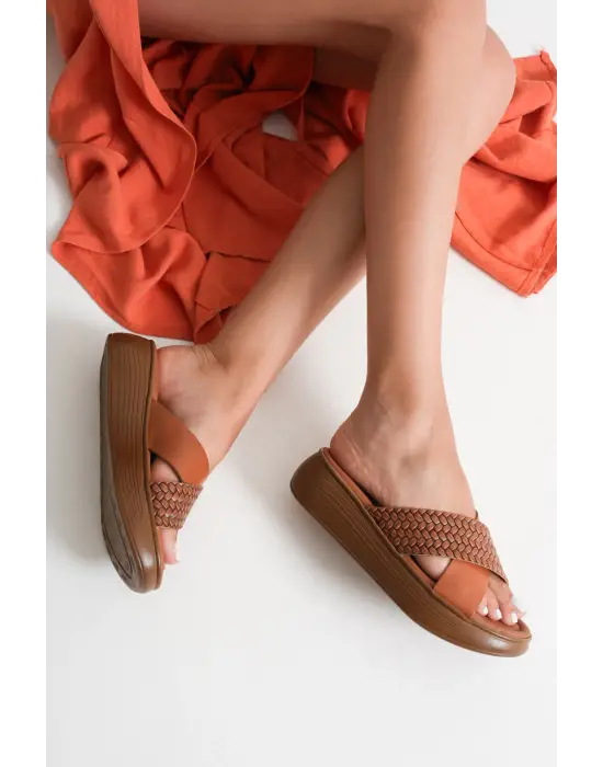 Fayn Taba Örgü Desenli Hakiki Deri Terlik