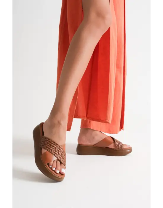 Fayn Taba Örgü Desenli Hakiki Deri Terlik