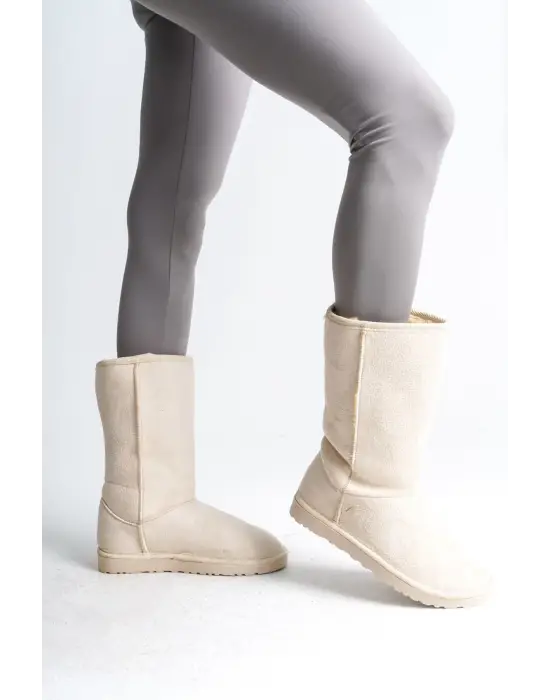 Freya Bağcıksız Düz Taban İçi Kürklü Süet Kadın Bot  Kt - Krem