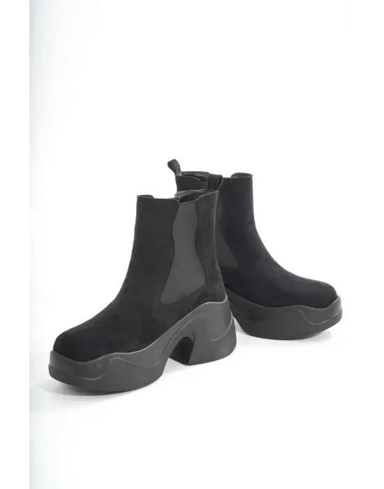 Siyah Süet Yüksek Tabanlı Lastikli Günlük Kadın Bot