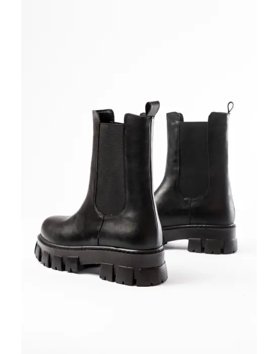 Siyah Yüksek Tabanlı Lastikli Günlük Kadın Bot