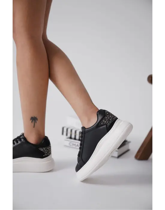 Grace Arkası Taşlı Siyah Kadın Sneaker