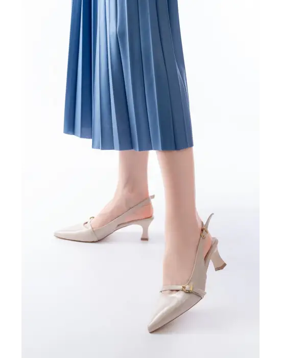 H-470 Bej Rugan Baret Tokalı Arkası Açık Günlük Kadın Sandalet