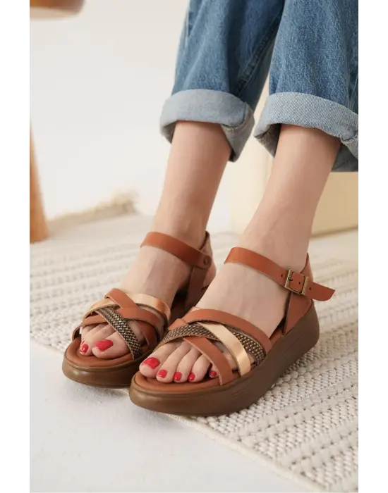 Herry Taba Altın Detaylı Hakiki Deri Sandalet