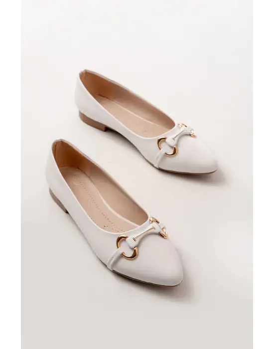 İNF-129 Beyaz Günlük Taş Aksesuarlı Babet