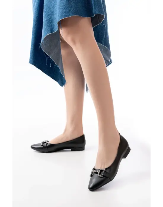 İNF-133 Siyah Taşlı Tokalı Günlük Kadın Babet