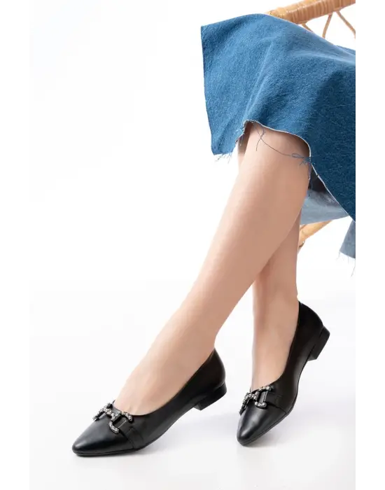 İNF-133 Siyah Taşlı Tokalı Günlük Kadın Babet