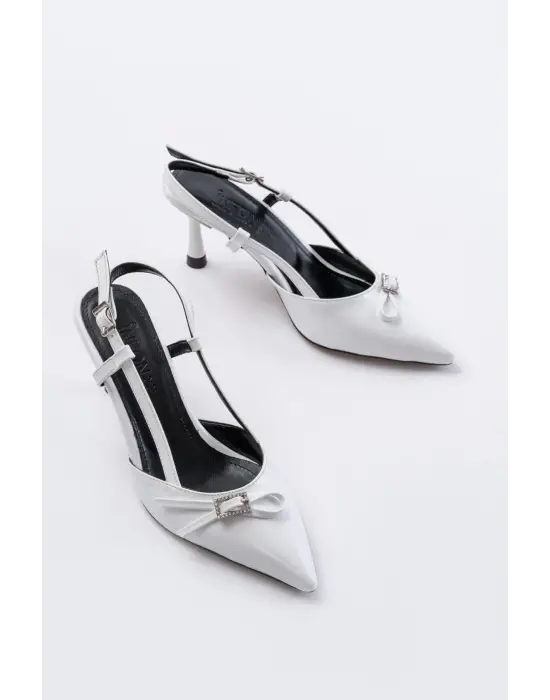 Beyaz Rugan Günlük Arkası Açık Fiyonklu Topuklu Bayan Ayakkabı