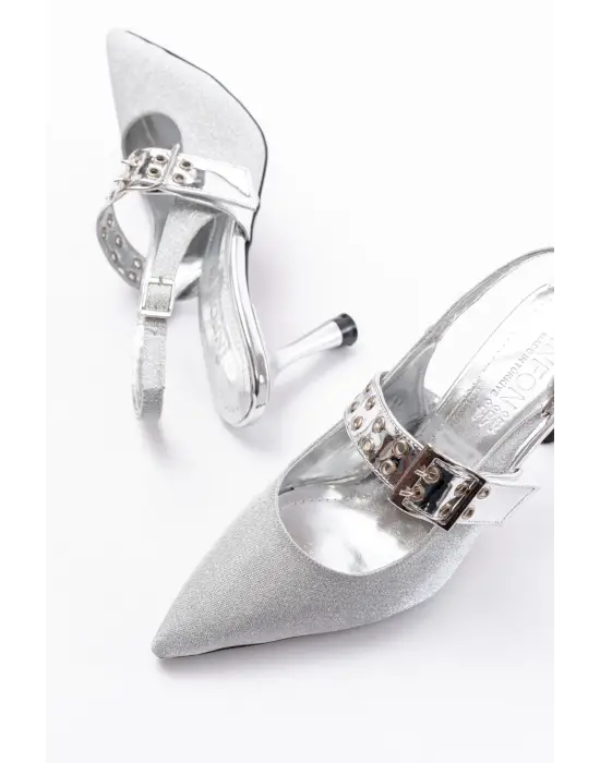 Gümüş Simli Günlük Arkası Açık Baret Tokalı Topuklu Bayan Ayakkabı