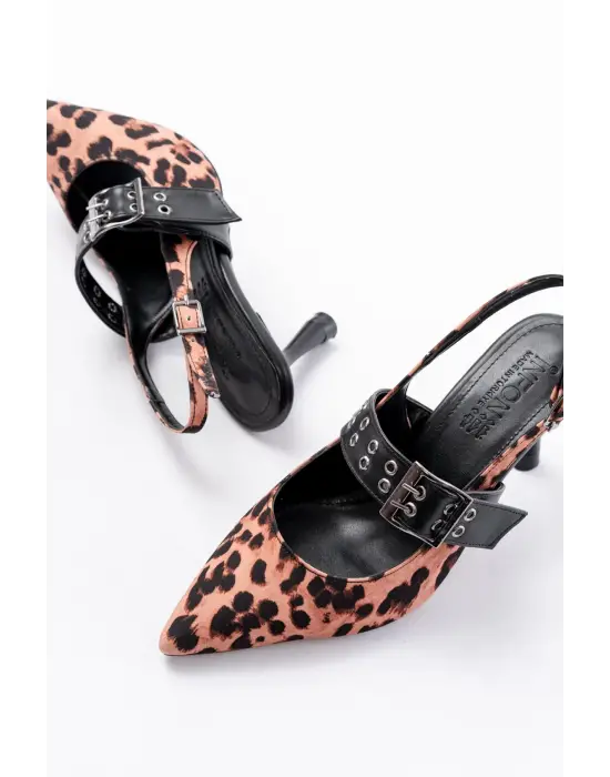 Siyah Leopar Günlük Arkası Açık Baret Tokalı Topuklu Bayan Ayakkabı