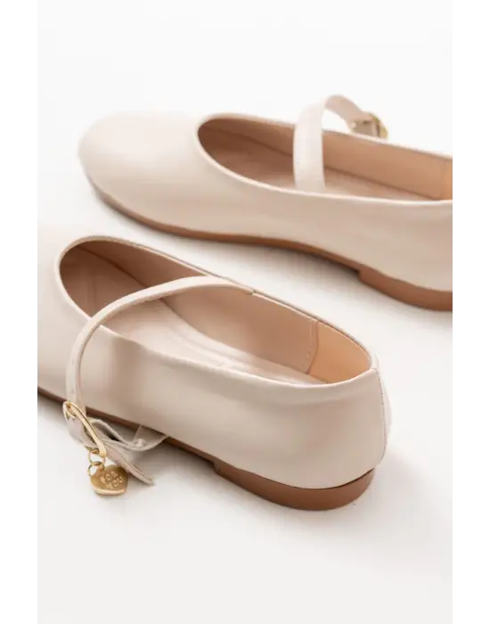 İNF-324 Bej Baretli Tokalı Günlük Kadın Babet