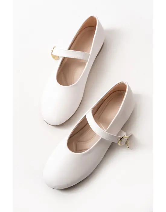 İNF-324 Beyaz Baretli Tokalı Günlük Kadın Babet