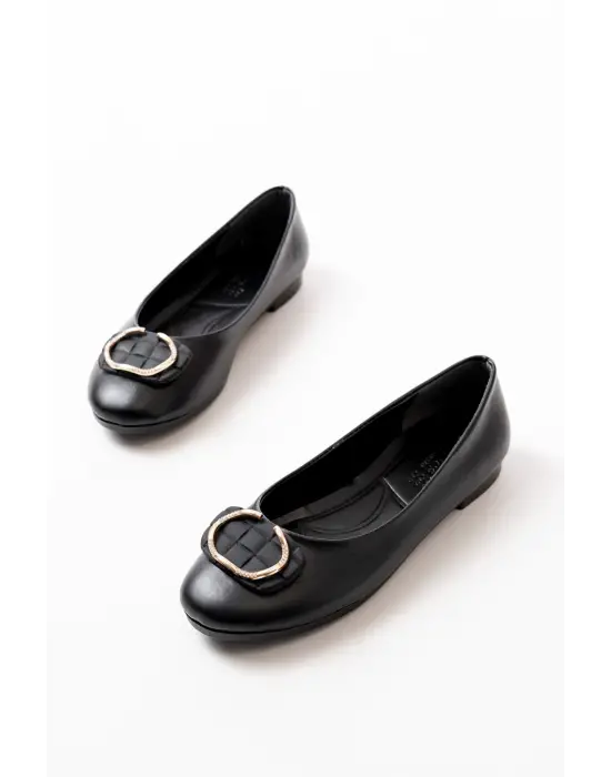 İNF-325 Siyah Tokalı Aksesuarlı Günlük Kadın Babet