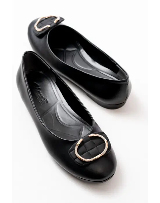 İNF-325 Siyah Tokalı Aksesuarlı Günlük Kadın Babet