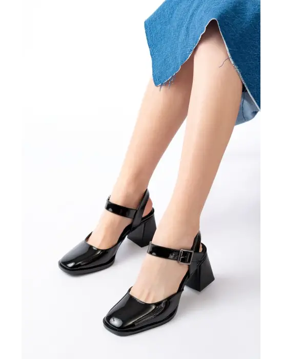 İNF-40450 Siyah Rugan Günlük Arkası Açık Topuklu Bayan Ayakkabı