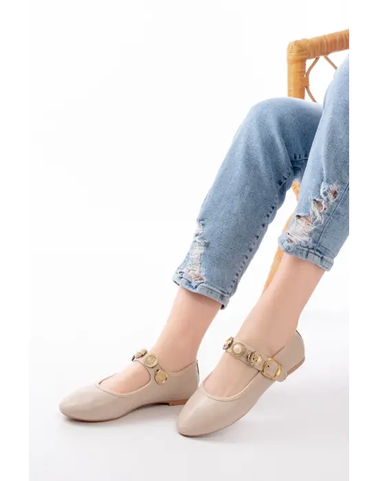 Bej Baret Tokalı Günlük Bayan Ayakkabı