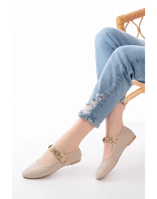 Bej Baret Tokalı Günlük Bayan Ayakkabı