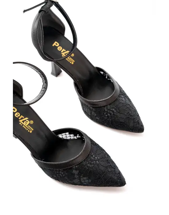 K-404 Siyah Fileli Çiçek Detaylı  Kadın Topuklu Ayakkabı