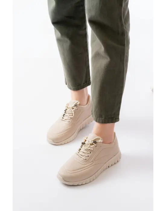 K-504 Bej Bağcıklı Desenli Günlük Spor Ayakkabı