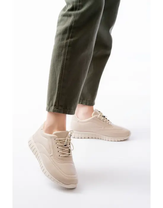 K-504 Bej Bağcıklı Desenli Günlük Spor Ayakkabı