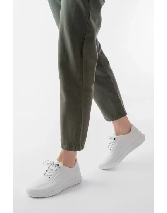 K-504 Beyaz Bağcıklı Desenli Günlük Spor Ayakkabı