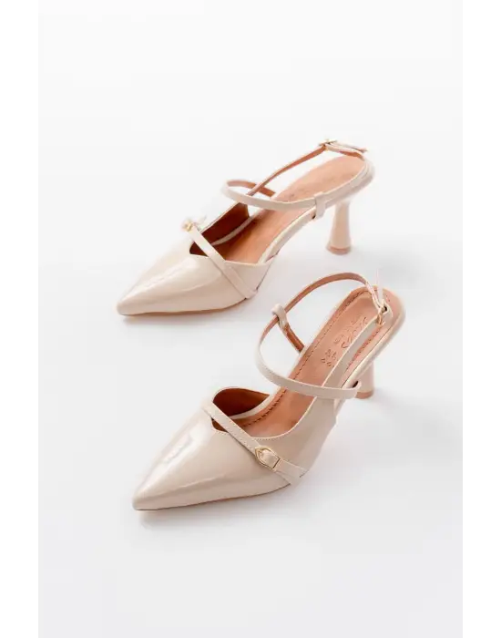 K-6722 Bej Rugan Toka Detaylı Sivri Burun Kadın Ayakkabı