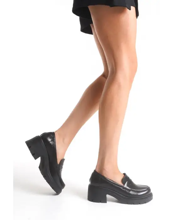 K-706 Siyah Kırışık Rugan Yüksek Tabanlı Loafer Ayakkabı