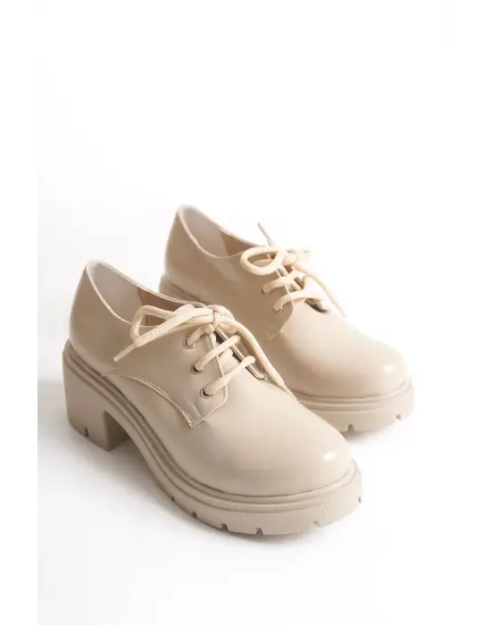 K-707 Bej Kırışık Rugan Yüksek Tabanlı Bağcıklı  Loafer Ayakkabı