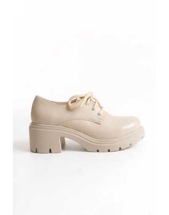 K-707 Bej Kırışık Rugan Yüksek Tabanlı Bağcıklı  Loafer Ayakkabı