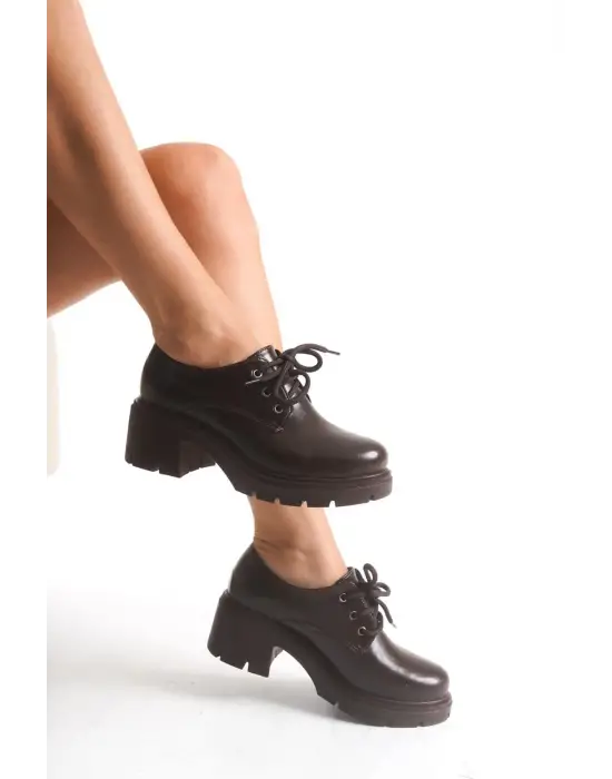 K-707 Kahve Kırışık Rugan Yüksek Tabanlı Bağcıklı  Loafer Ayakkabı