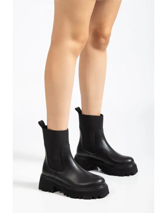 K-815 Siyah Lastikli Yüksek Tabanlı Günlük Kadın Bot