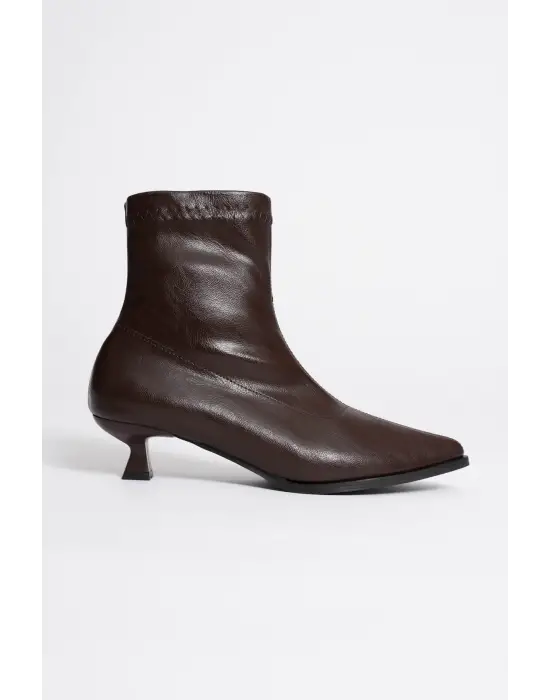 Kadın Acı Kahve Topuklu Bot TR23MK01B