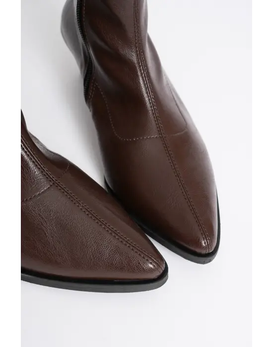 Kadın Acı Kahve Topuklu Bot TR23MK01B