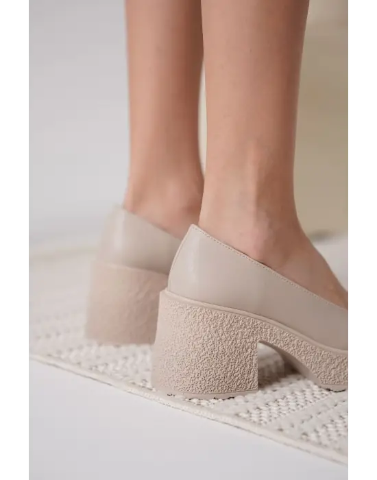 Kadın Bej Günlük Ayakkabı TR06MS04D