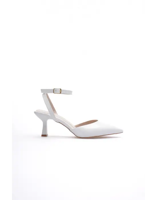 Kadın Beyaz Rugan Topuklu Ayakkabı TR03MS02B