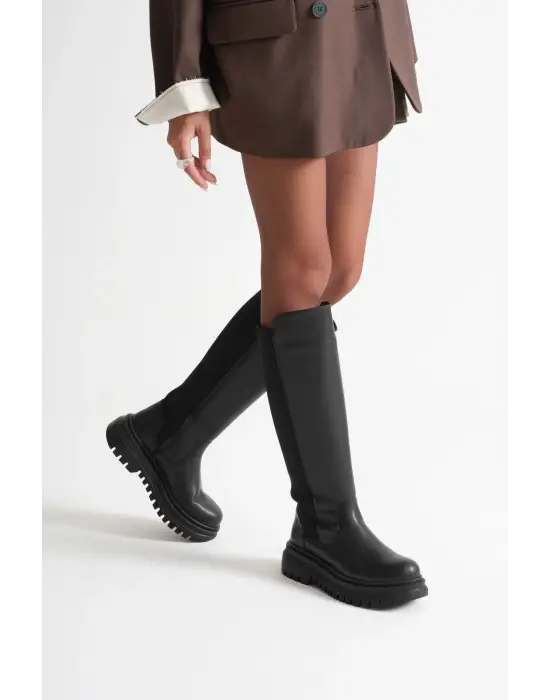 Kadın Günlük Siyah Çizme TR08MK12A