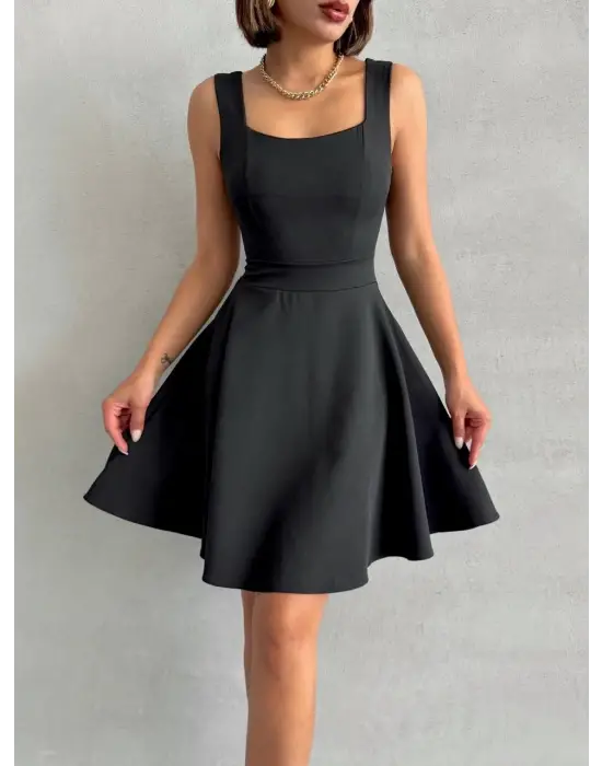 Kadın Kare Yaka Kısa Elbise