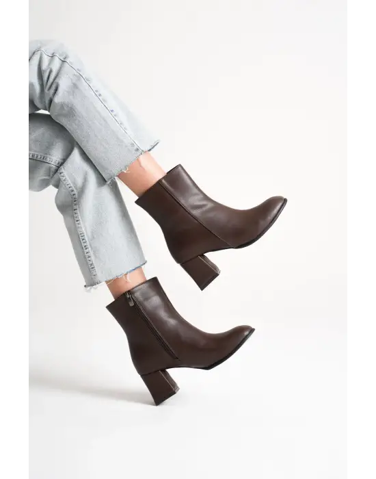 Kadın Kışlık Acı Kahve Kalın Topuklu Bot TR12MK04E