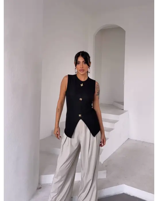 Kadın Siyah Bisiklet Yaka Gold Düğmeli Ottoman Bluz