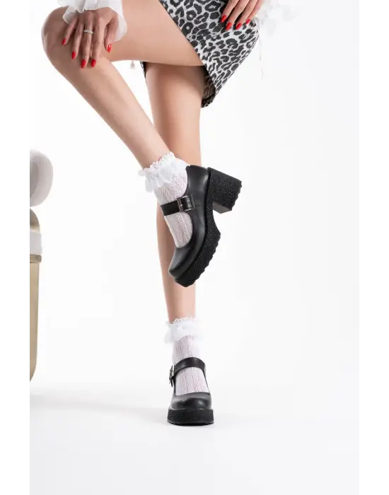 Kadın Siyah Günlük Ayakkabı TR06MS05C